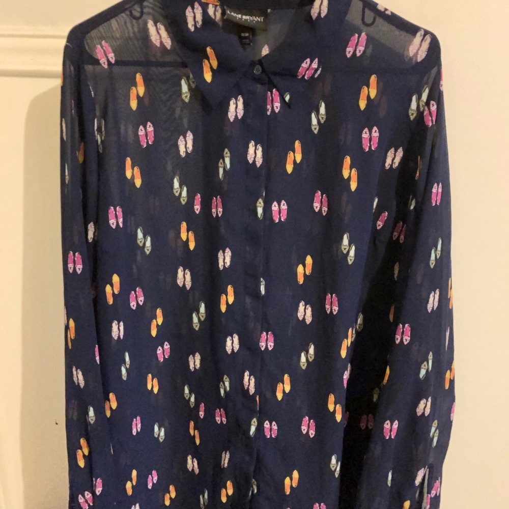 Size 18/20 Lane Bryant button down shirt